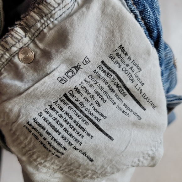 BDG Girlfriend Jean 24x26 Light Wash Denim - Picture 11 of 11